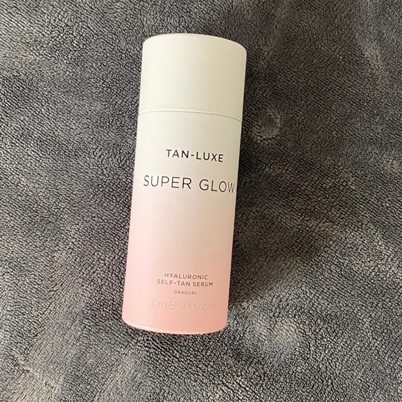 Tan Luxe Super Glow Hyaluronic Self Tan Serum - Picture 7 of 9